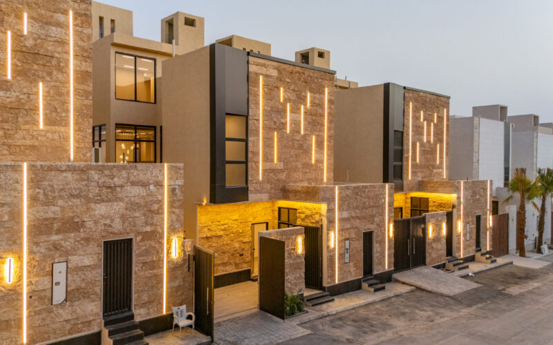 DJI_20250814184015_0183_D-HDR